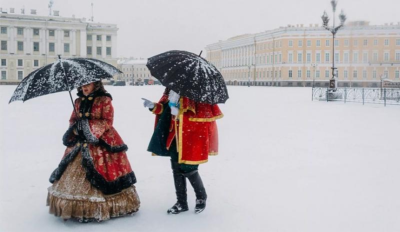 Жесткие ограничения в Санкт-Петербурге на Новый год возмутили турбизнес