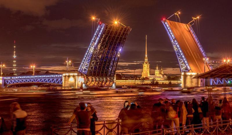 Туристы в этом году не поедут на белые ночи в Санкт-Петербург