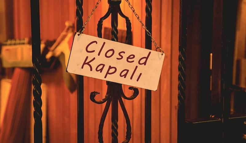 Часть турецких отелей решила закрыться досрочно
