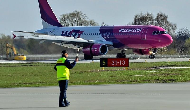 Wizz Air отложила старт полетной программы из Петербурга в Европу